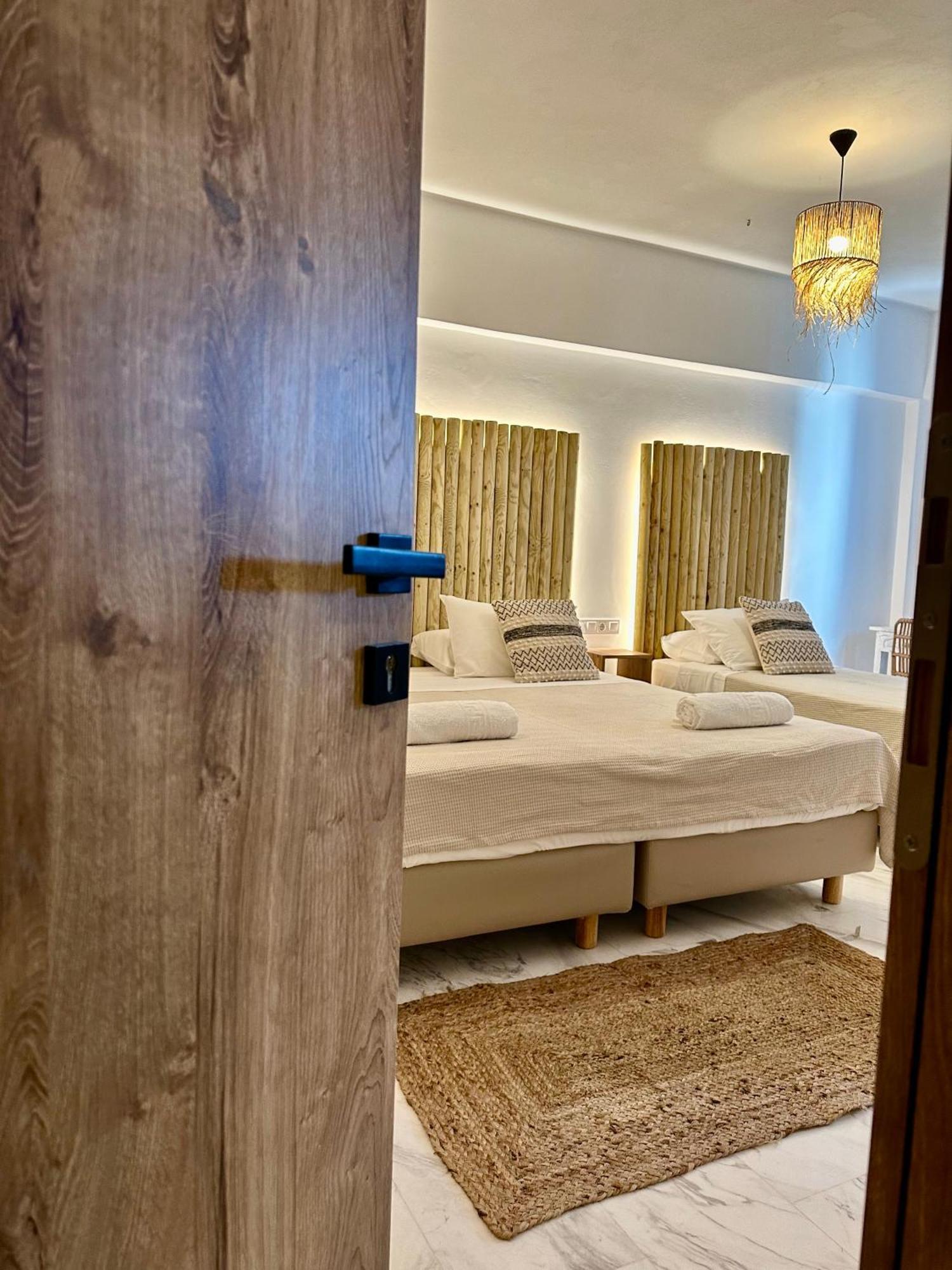 Athina Rooms - Lounge Apartments Páros Exterior foto